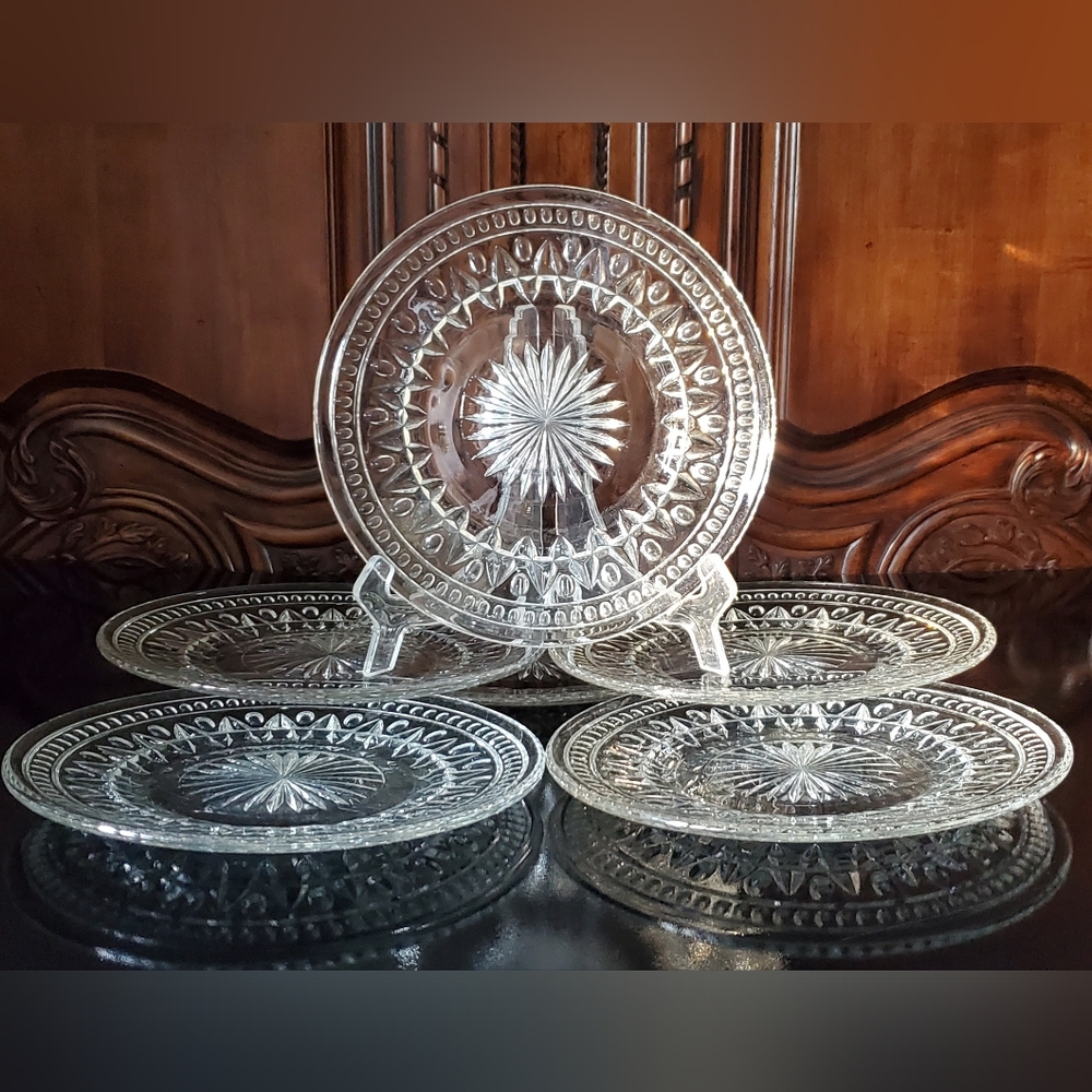 (6) Vntg 8 1/2" "Park Lane" Clear Plates by Colony